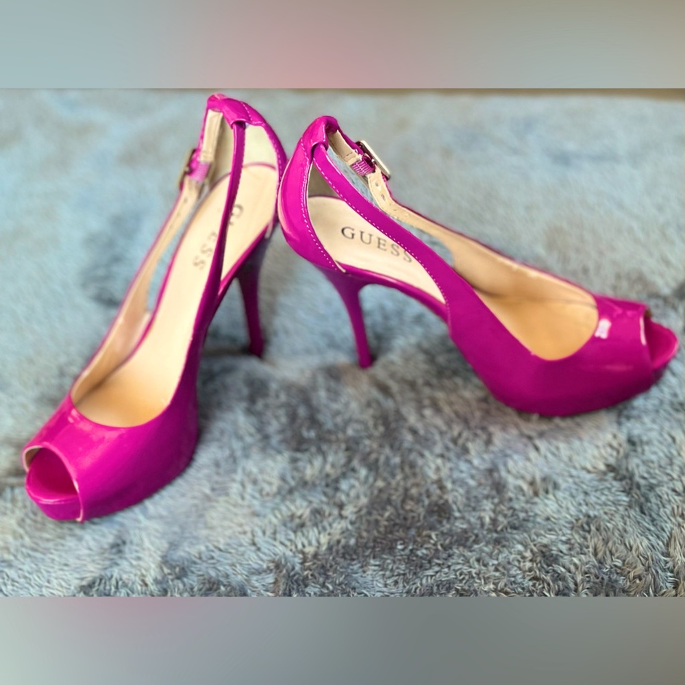 GUESS Size 7 Hot Pink Slingback Heels